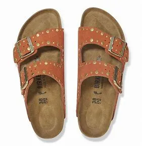 BIRKENSTOCK ARIZONA RIVETS RUST SUEDE