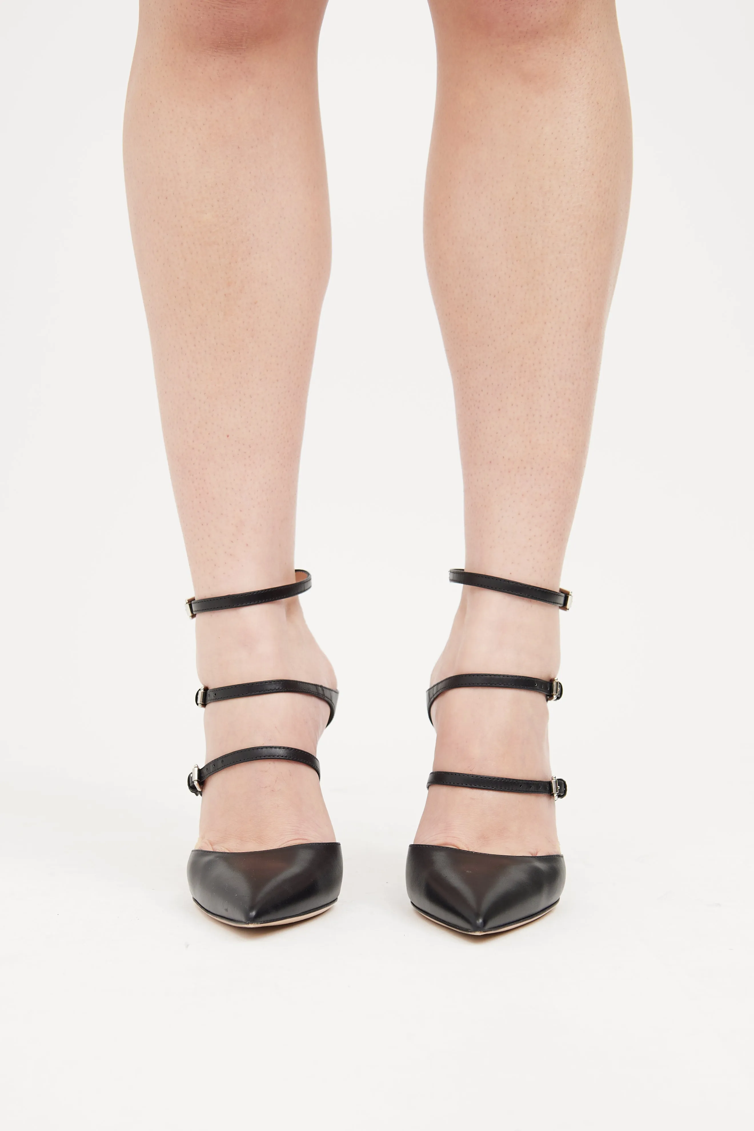 Black Carey Pump