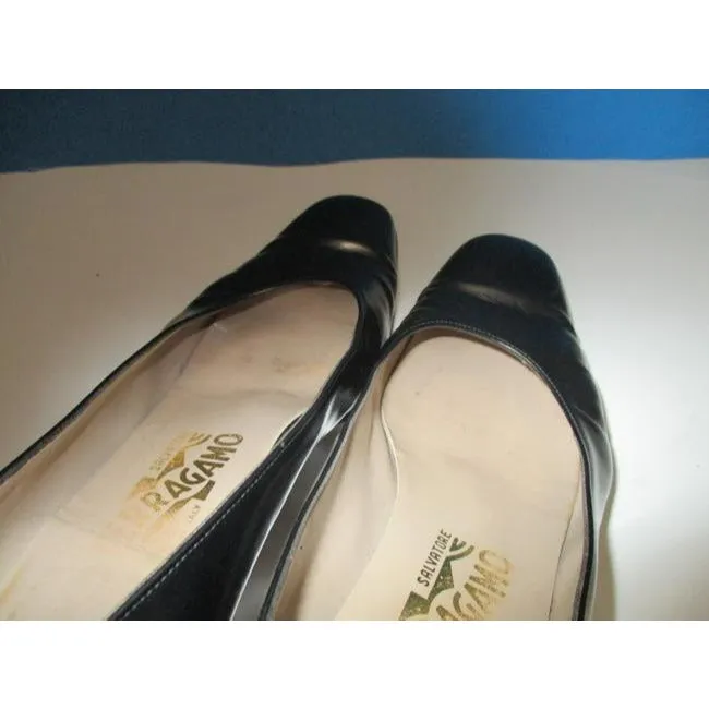 Salvatore Ferragamo Pewter Gray Gunstock Square Almond Toe Low Pumps Size Us