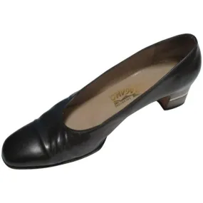 Salvatore Ferragamo Pewter Gray Gunstock Square Almond Toe Low Pumps Size Us